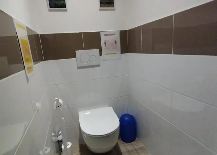 2 D'hôtes Chante-coucou Couette-café Onet-le-Château