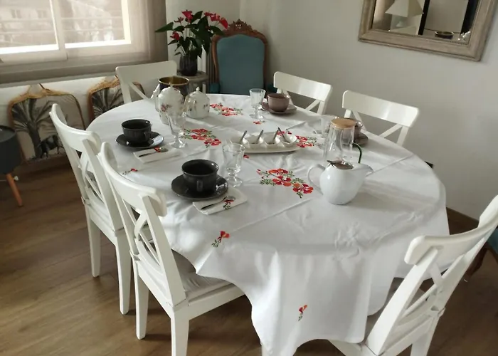 Couette-café 2 D'hôtes Chante-coucou Onet-le-Château